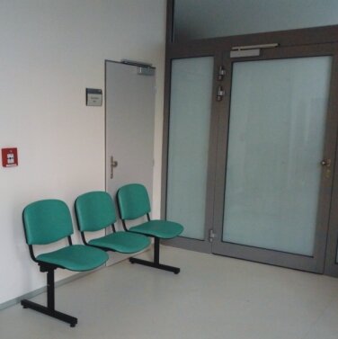 Lavice ISO koženkové