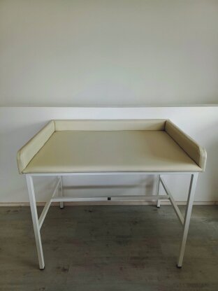 Přebalovací pult PP100