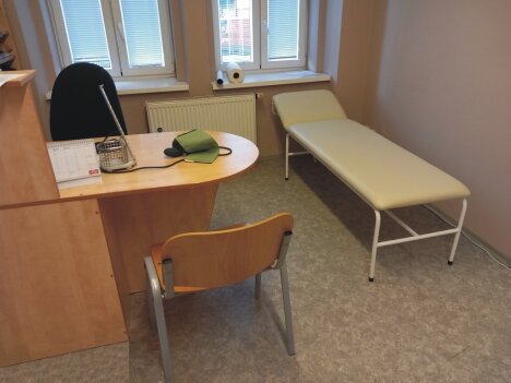 dvoudílné vyšetřovací lehátko i do malé ordinace